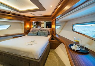 Charter yacht BLACK MAMBA VIP cabin
