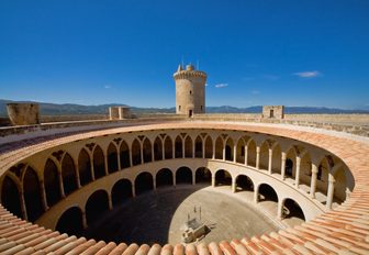 Overview of Castell de Bellver