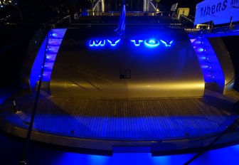 The stern of motor yacht 'My Toy'