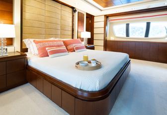 Charter yacht KOUKLES master cabin with central berth