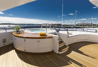 Jacuzzi on sundeck of luxury yacht ‘Blue Moon’ 