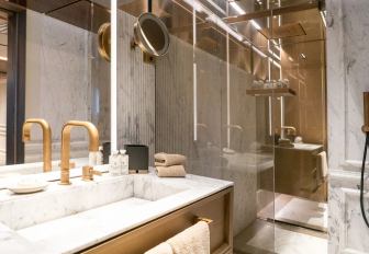 Charter yacht RAJA² ensuite with sink and separate shower cubicle