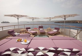 sunning options on sundeck of motor yacht St David