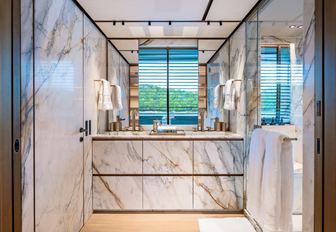 Charter yacht LA LA LAND marbled en suite