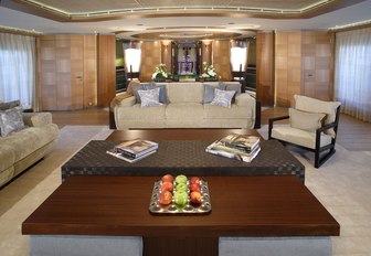 seating area in the skylounge of charter yacht WHEELS