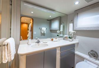 Charter yacht MARGATE en suite with sink unit