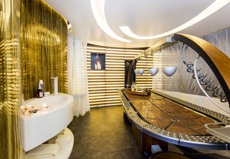 sparkling spa on board motor yacht SALUZI