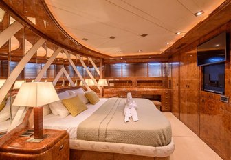 The master cabin of luxury yacht Ocean Glass