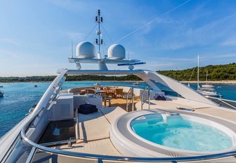 large jacuzzi on superyacht sundeck