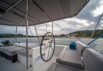 seating and sun pads on the flybridge of superyacht Ocean View 