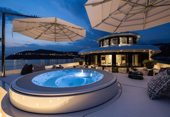 The Jacuzzi on board superyacht 11/11