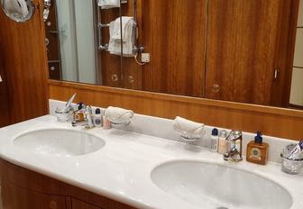 Charter yacht LADY AMANDA dual sink unit