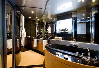 Charter yacht PANDION en suite with black basin