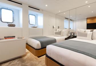 Charter yacht ORION twin cabin