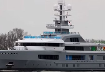 Superyacht CLOUDBREAK on sea trials