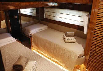 Charter yacht LADY B twin cabin