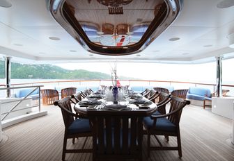 superyacht lady michelle's outdoor dining area