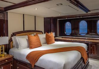Charter yacht KEFI guest cabin