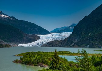 Mendenhall River & Glacier at Mendenhall Glacier NP, Juneau 