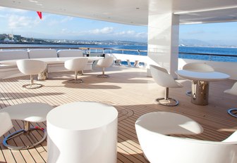 The sundeck of motor yacht AIR