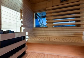 Overview of sauna onboard charter yacht LUNA