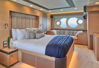 Charter yacht NAYLA master cabin with central berth