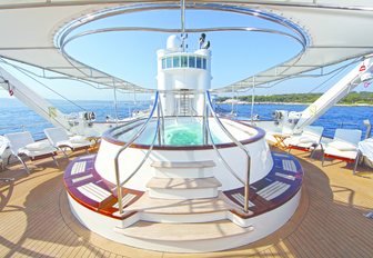 oversized spa pool on the sundeck of classic yacht SHERAKHAN