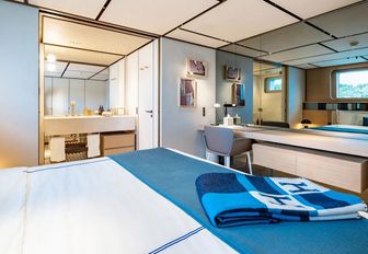 Charter yacht LA LA LAND guest cabin with large mirror