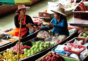 Women at Thai market