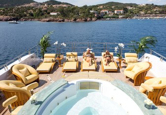 superyacht my seanna outdoor spaces