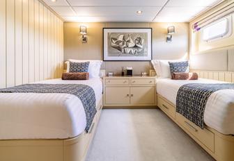 Charter yacht VICTORY twin cabin