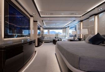 Master cabin onboard MY O'Ptasia