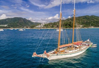charter yacht DALLINGHOO will attend the Kata Rocks Superyacht Rendezvous 2017