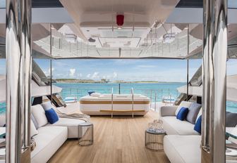 spa pool on sundeck of luxury yacht vista blue