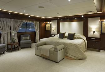 sleeping quarters in the master suite aboard luxury yacht Lauren L 
