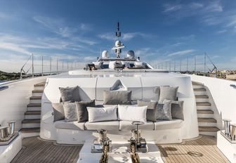 secluded lounging spot on the foredeck of luxury yacht DESTINY