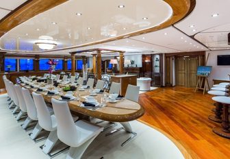 dining for 20 aboard charter yacht LEGEND