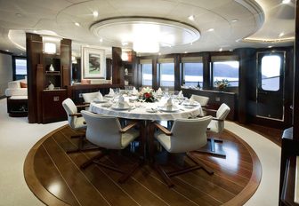 formal dining area aboard luxury yacht ‘De Lisle III’ 