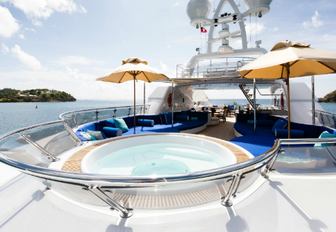 spa pool on sundeck aboard superyacht aboard Talisman Maiton