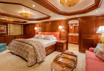 luxury master suite on board superyacht MIM