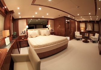 master suite on board superyacht ‘Barracuda Red Sea’ 