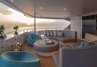 Aft deck seating area on M/Y Aqua Libra