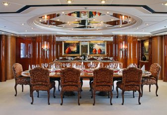luxurious dining salon on board motor yacht ‘Capri I’