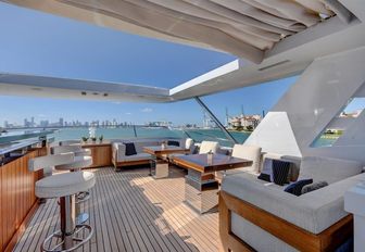bar and luxe lounging aboard luxury yacht Drew 