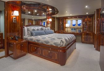 sophisticated master suite aboard luxury yacht ‘Gale Winds’ 