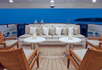 yacht alessandra alfresco seating