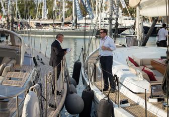 brokers chat on sailing yachts at the Palma Superyacht Show 2018