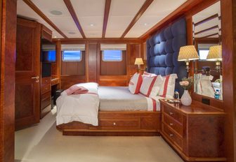 Guest cabin on luxury yacht RHINO