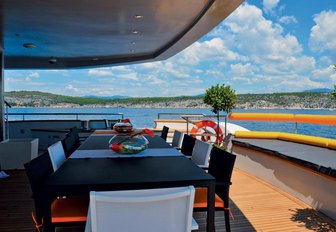 Alfresco dining on board luxury yacht JOYME
