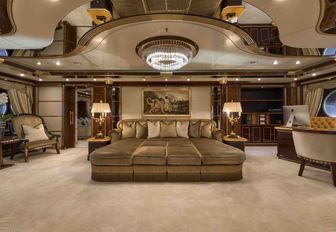 Grand master suite on board charter yacht Mine Games